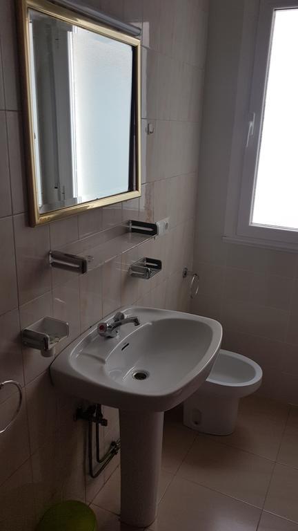 Hostal Orly Camponaraya Luaran gambar