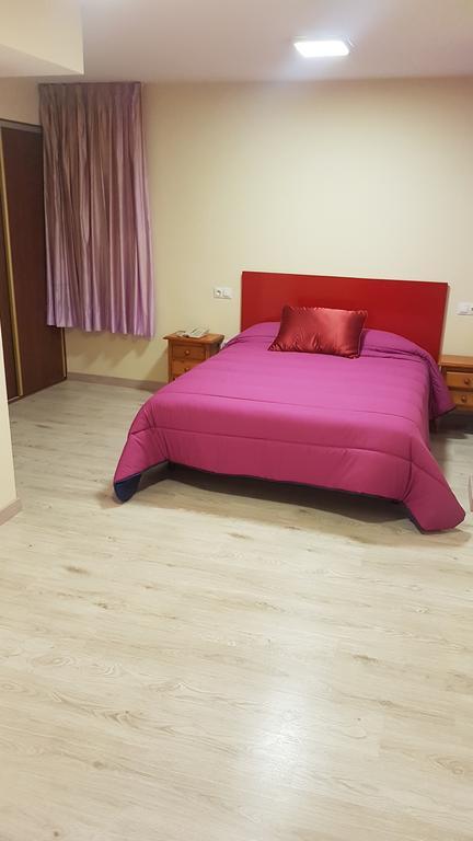 Hostal Orly Camponaraya Luaran gambar