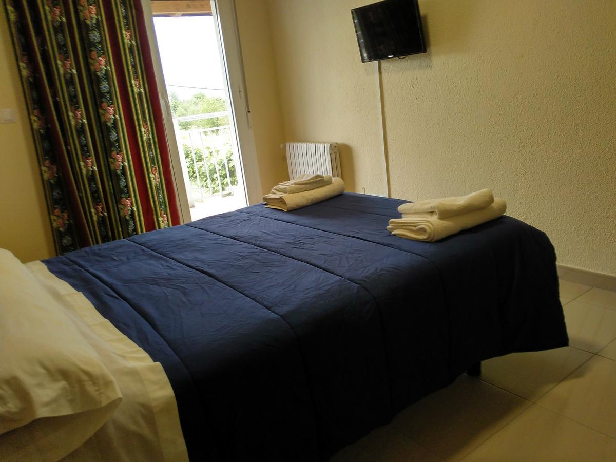 Hostal Orly Camponaraya Luaran gambar